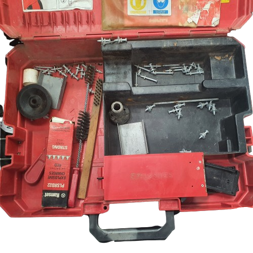 Hilti DX A41 nail gun/ with hard case  (MR)