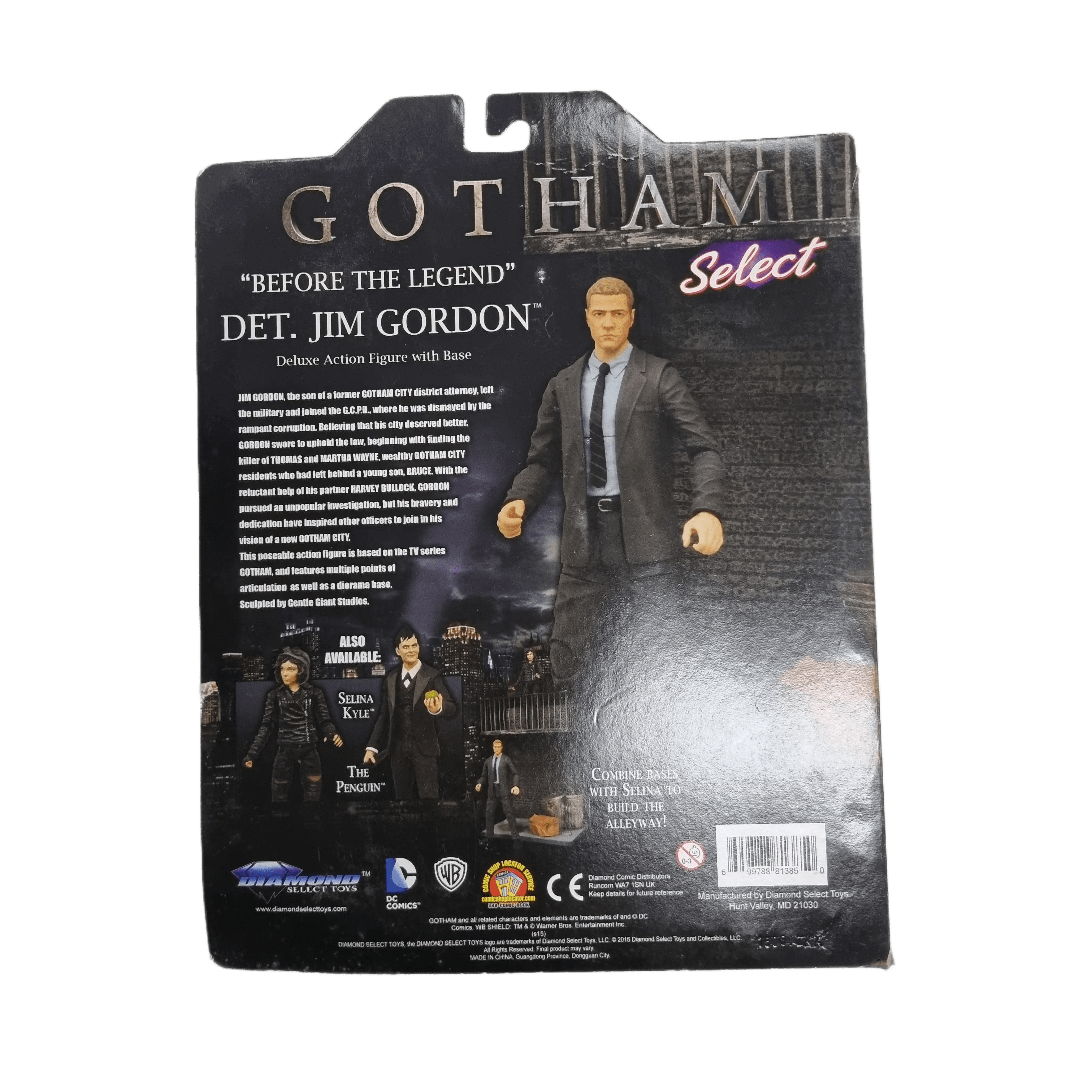 Diamond Select Toys Gotham: Jim Gordon 7″ Deluxe Action Figure With Base