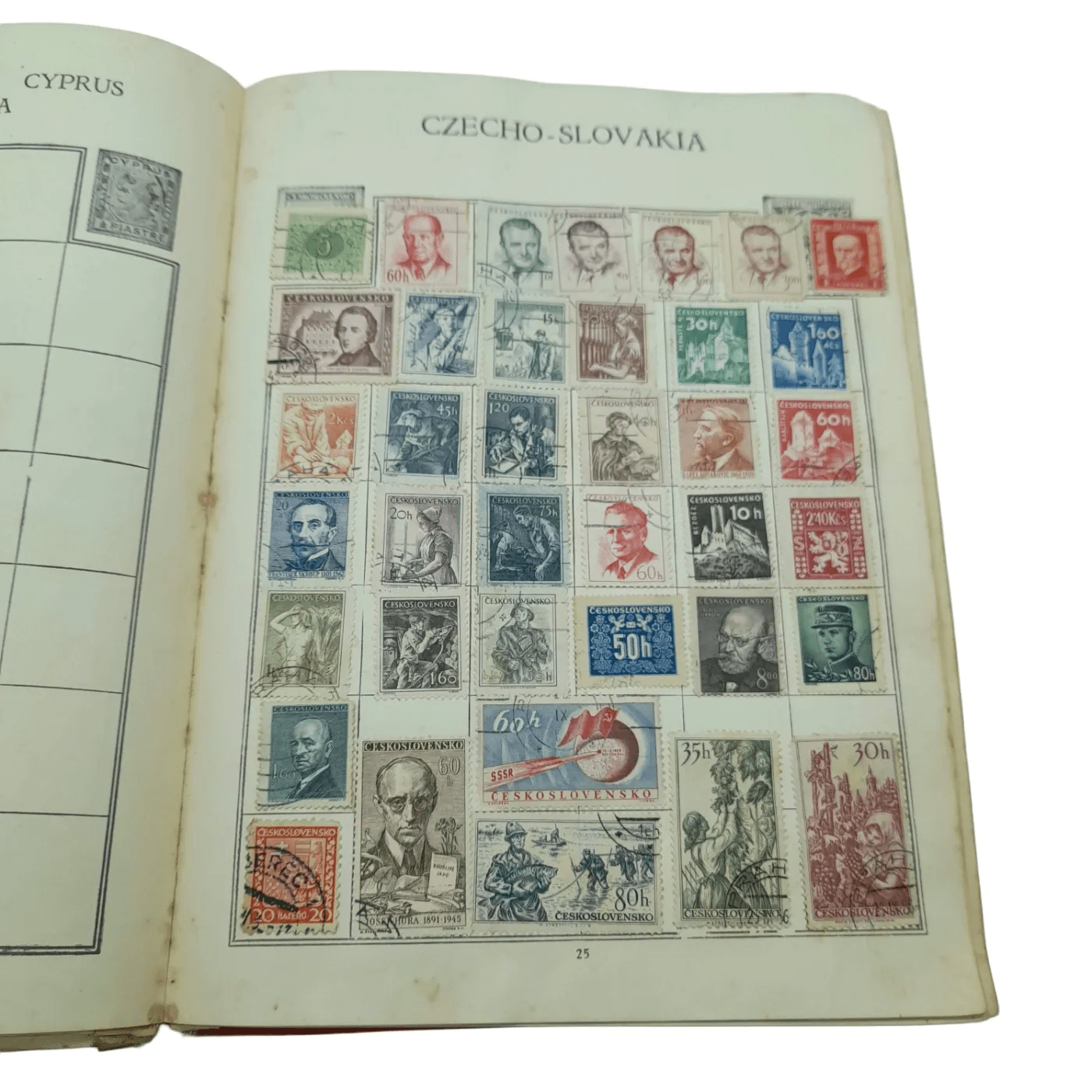 Global Stamp Album Red Book With Stamps From Varying Countries Including: Australia, New Zealand, Bulgaria, Canada, Czech, Denmark, France, UK, Asia, Hungary, Ireland etc (WR 1350167)