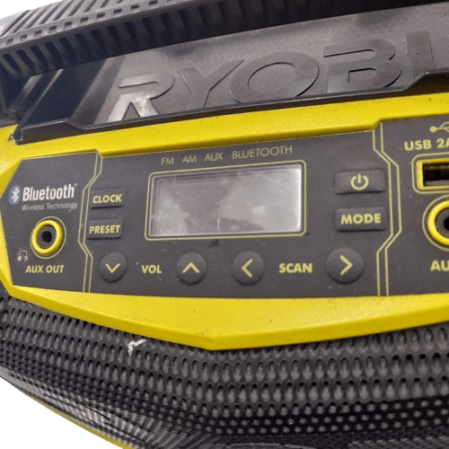 Ryobi Bluetooth Radio Speaker R18HR Screen Issue That Does Not Affect Use (GE)