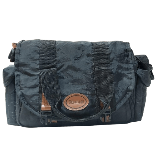 Sony HandyMan DCR-VX700 With Carry Bag