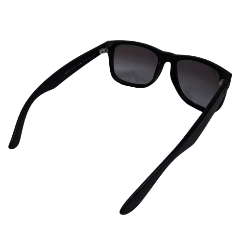 Ray Ban RB 4165 Justin Classic Sunglasses No Case (JN)