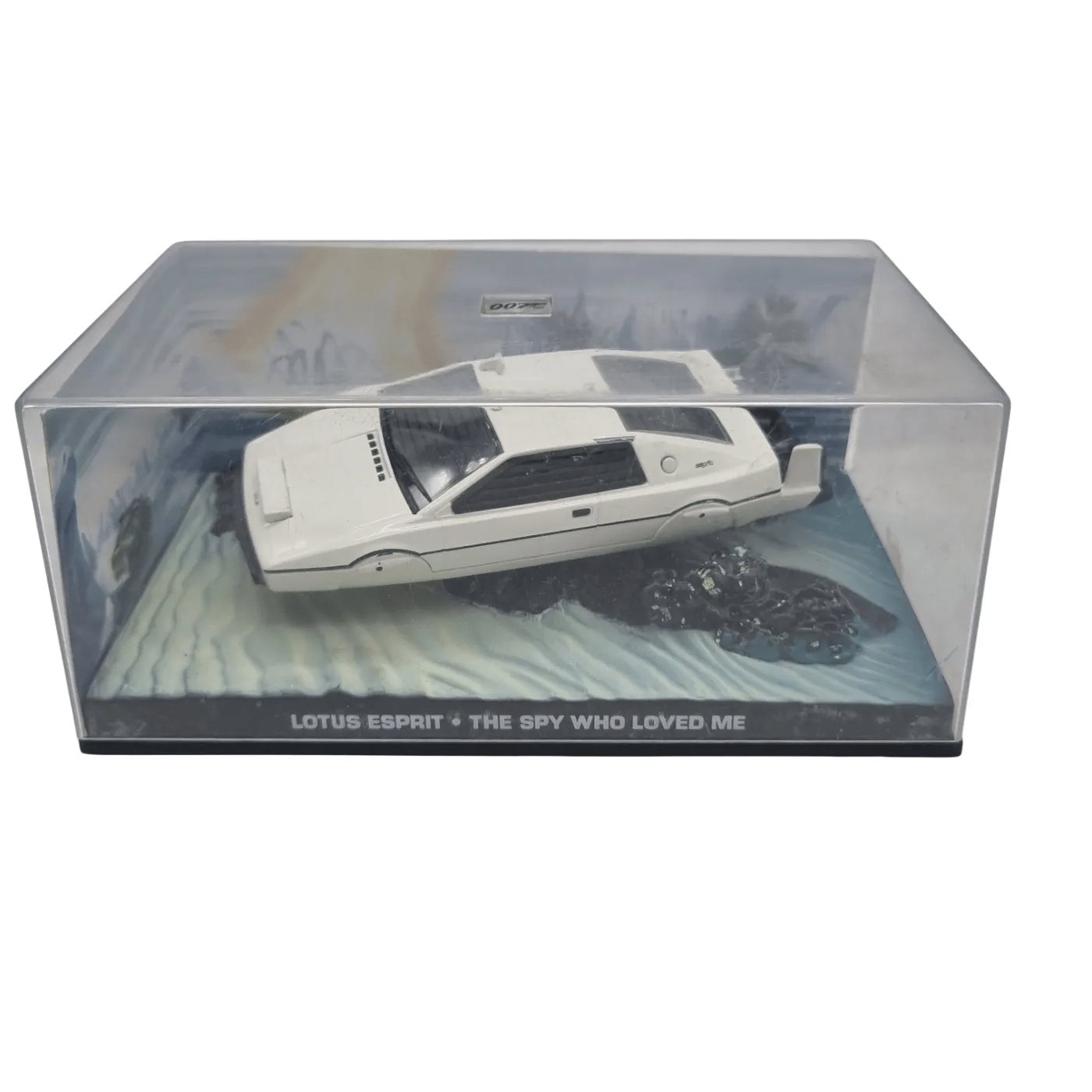 007 Lotus Esprit Submarine Model Car – “The Spy Who Loved Me” Edition (WR 1343676)