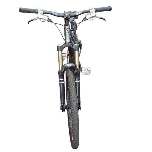 **LOCAL PICK UP ONLY** Giant Bike, 26in Wheels, 16in Frame, Grey, Very Good Condition **LOCAL PICK UP ONLY**