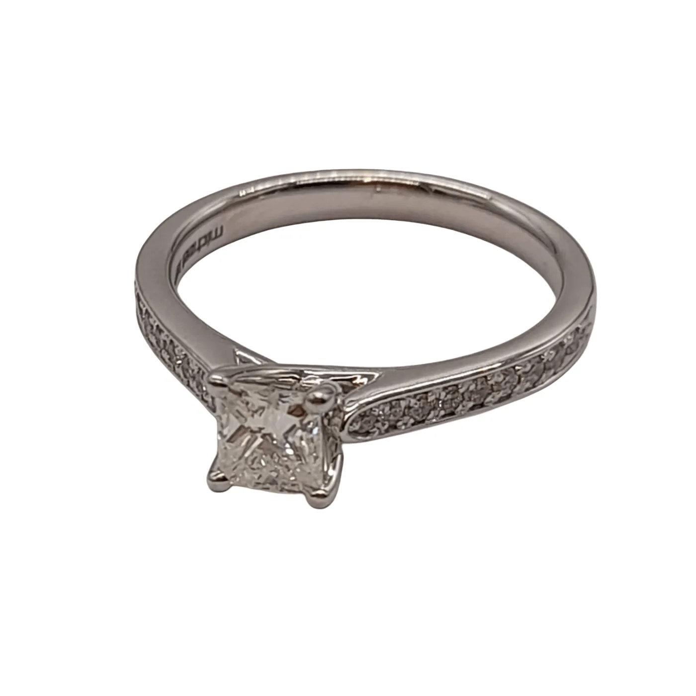 Ladies 14ct White Gold 21 Stone Diamond Ring TDW 0.82 O 7 1/2 With Valuation
