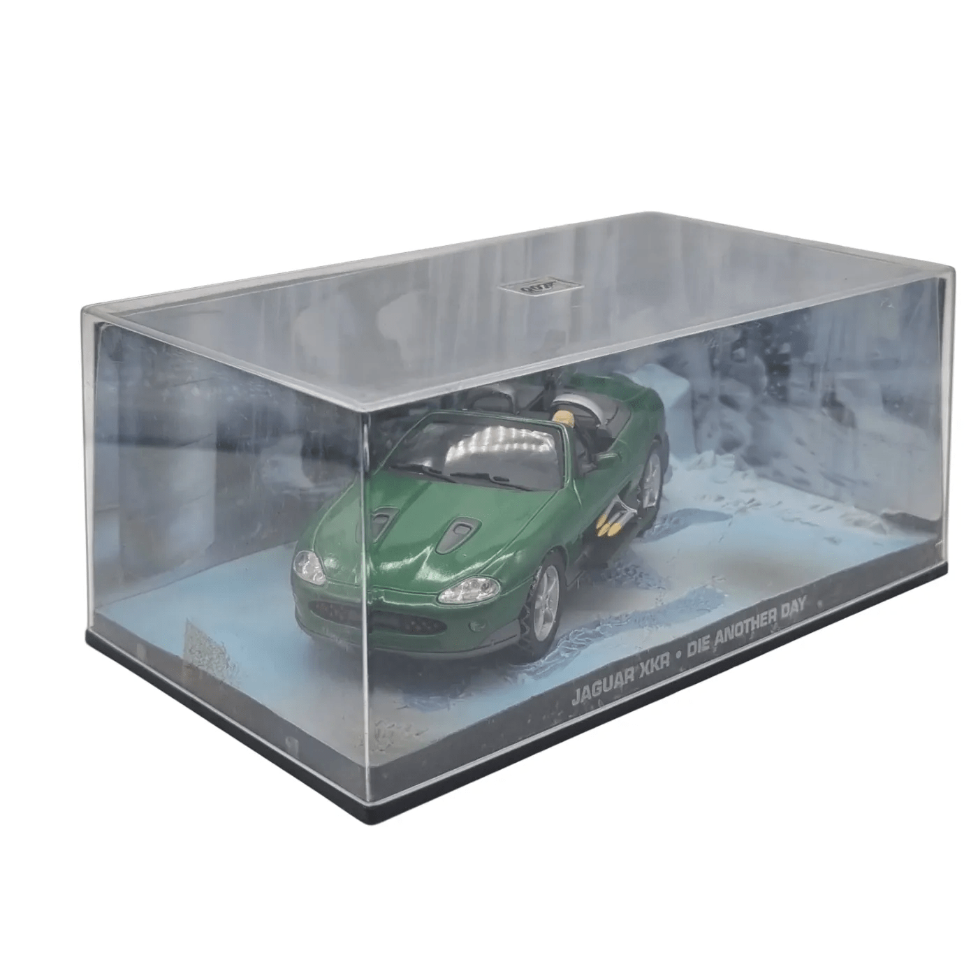 007 Jaguar XKR Model Car – Die-Cast Collectible in Display Case