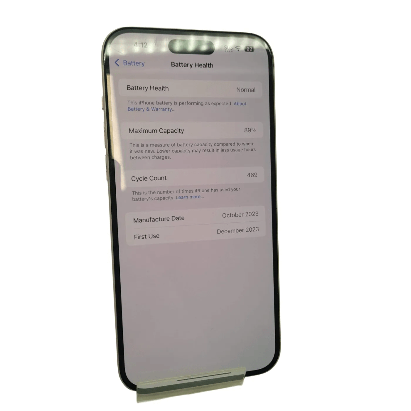 Apple iPhone 15 Plus 128GB A3094 Mobile Phone + Box + USB *Cracked Camera & Back* – Battery Capacity: 89%