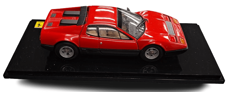 Ferrari 512 Collectable Model Car 1:64 Scale in Case