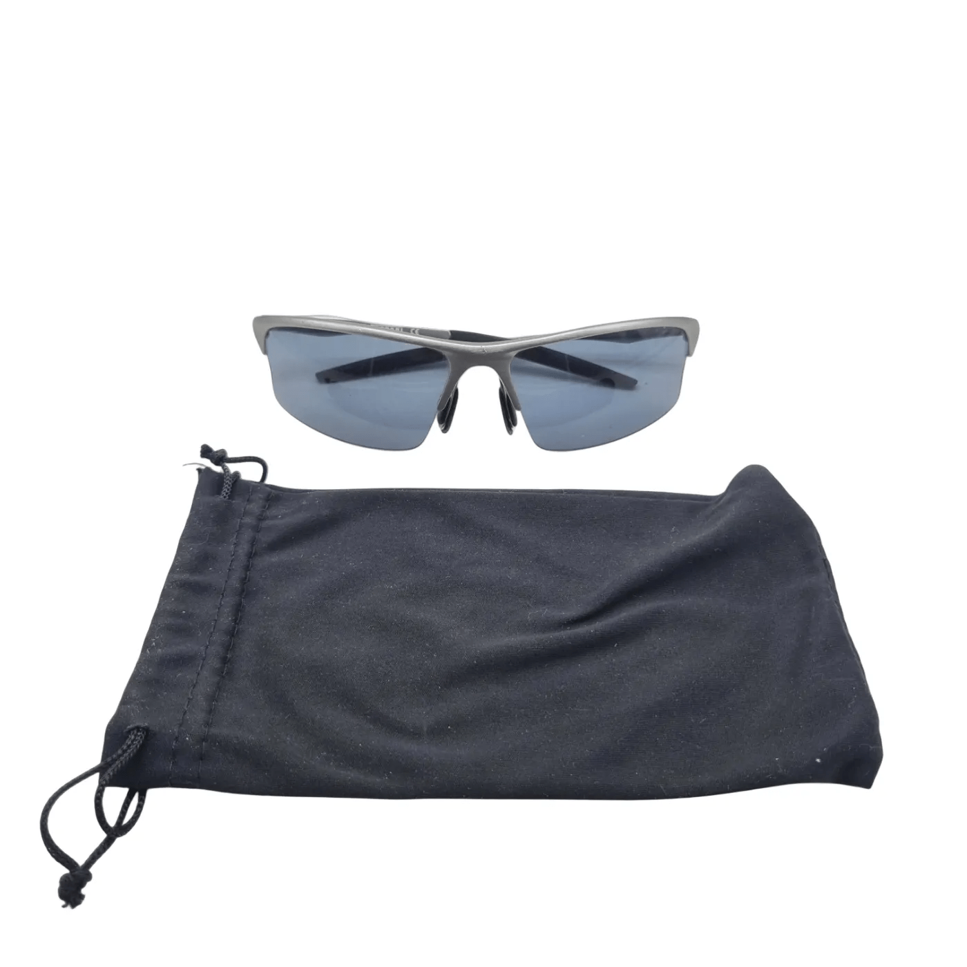 Scuderia Ferrari Sunglasses FR0068 + Silk Case