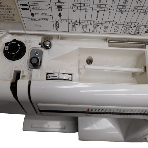Janome MW3018 My Excel 18W Sewing Machine With Power And Pedal