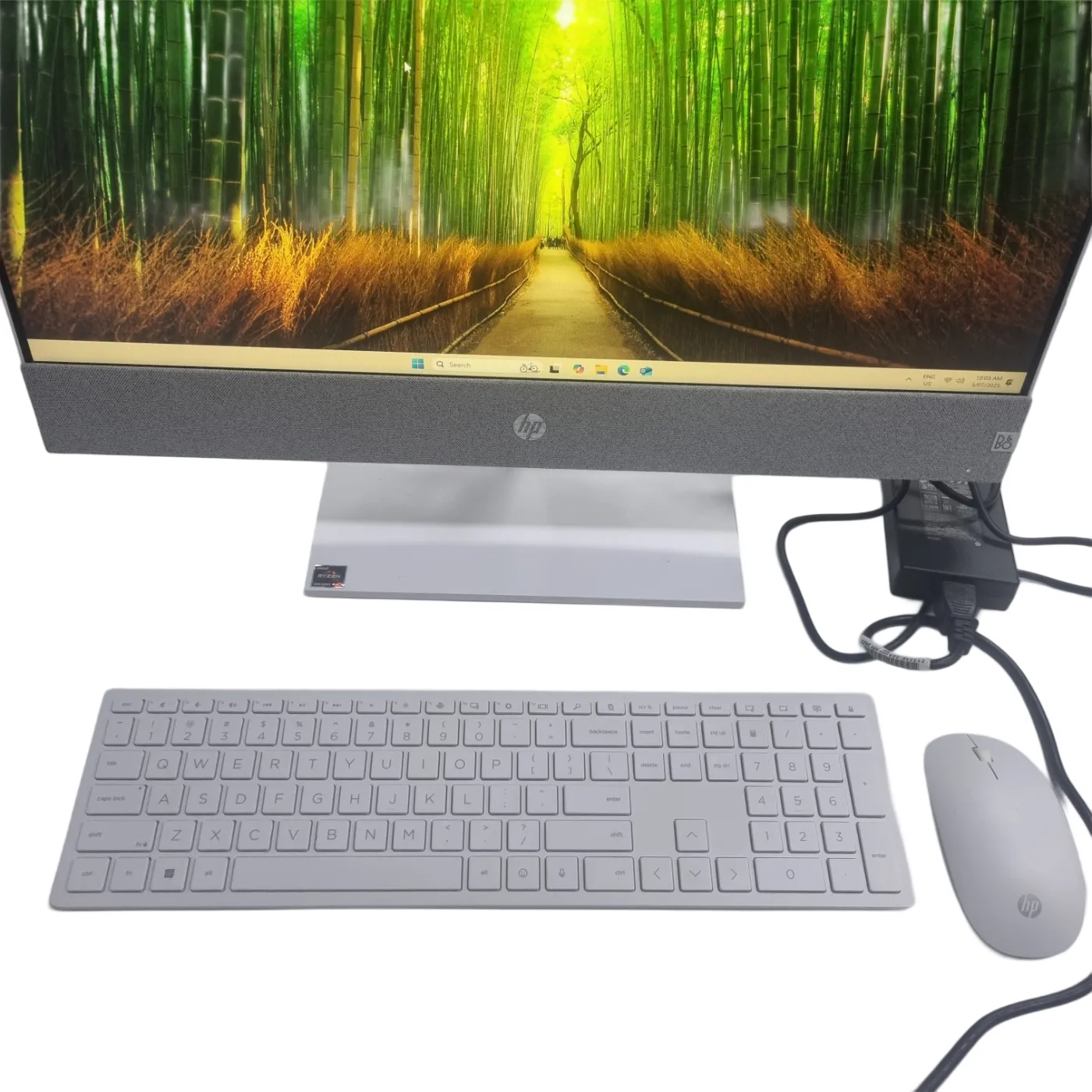 HP All-In-One Pavillion PC 24-CA1002A – AMD Ryzen 5 5625U / 32GB RAM / 1TB SSD / Windows 11 Home + Power + Keyboard + Mouse (WR 1346908)