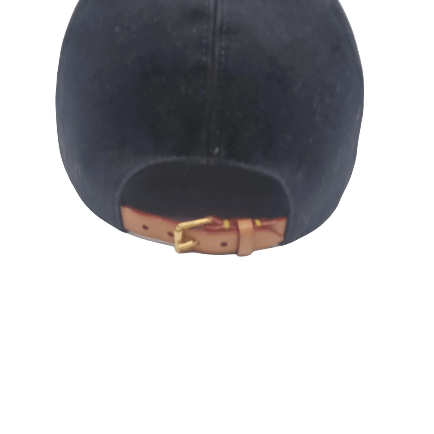 Louis Vuitton M7088L First Cap