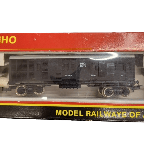 Model Train – Powerline Ho P500 MHG Van (LE)