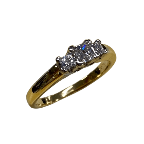 Ladies 18ct Yellow & White Gold 3 Stone Diamond Ring. 3 Princess Cut Diamonds White Gold Corner Cap Set With V Style Gallery Solid Swept Up Shoulders On Yellow Gold Tapered Band. TDW 0.51ct. Size N/7, With Valuation Certificate (NG 1305744)