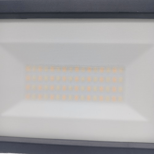 SAL Starpad II SE7071TC LED Floodlight – 30W Tri-Colour IP65 Outdoor Lighting
