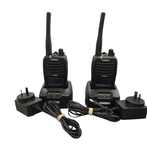 UNIDEN UNIDEN RADIO DTX50 BLACK TWIN SET UNIDEN RADIO AND CHARGER WITH DISPLAY SCREEN