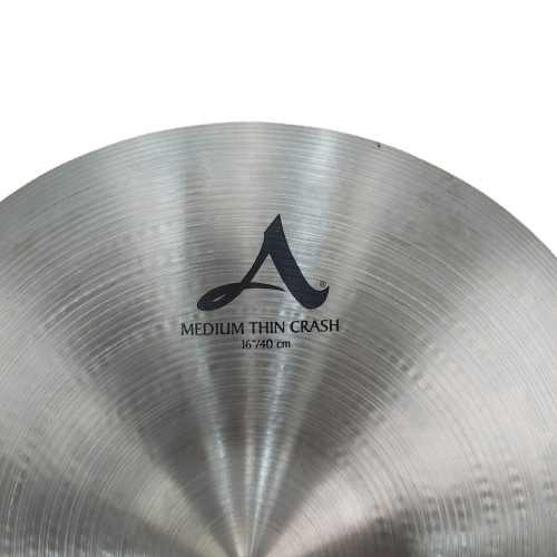 Zildjian A 16″/41cm Medium Thin Crash Cymbal with Xtreme 24″ Heavy Duty Padded Cymbal Bag