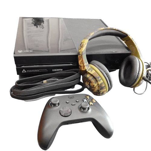 Xbox One 500GB Console With Headset & 1 x Controller