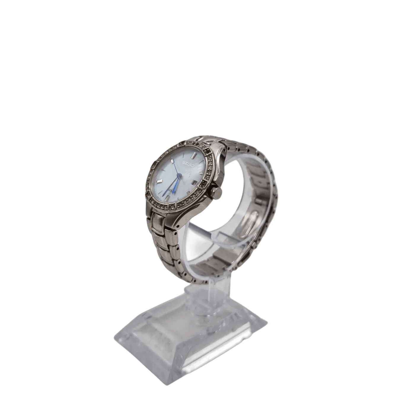 Women’s Seiko V137-0CA0 Solar Crystal Bezel Stainless Steel Women’s Watch *Missing Four Stones*