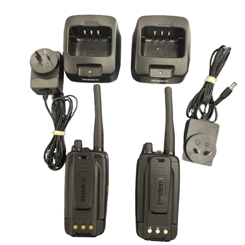 UNIDEN UNIDEN RADIO DTX50 BLACK TWIN SET UNIDEN RADIO AND CHARGER WITH DISPLAY SCREEN