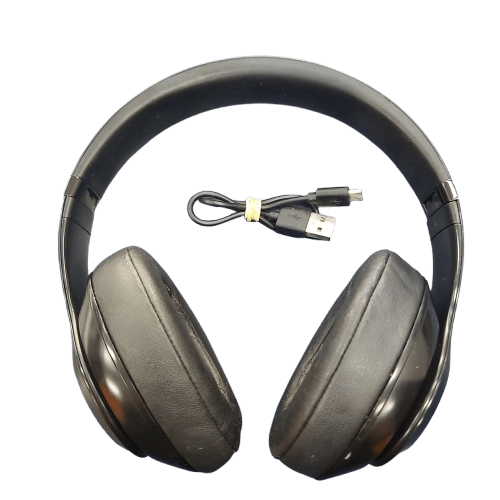 Beats Wireless Headphones Studio 3 with Charger (CP)