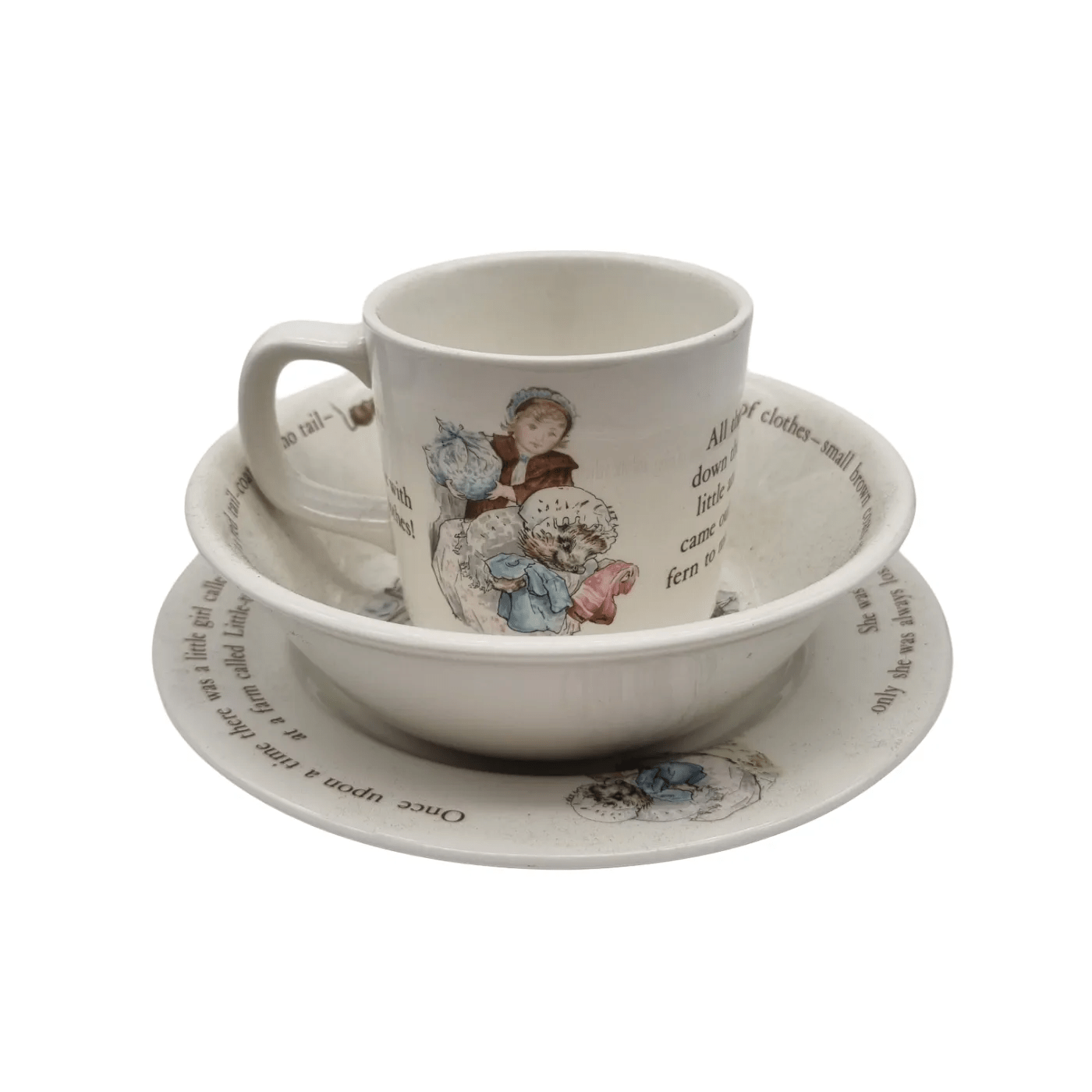 Wedgwood Mrs Tiigy-Winkle Porringer Rimmed 6.5″ Porcelain Set
