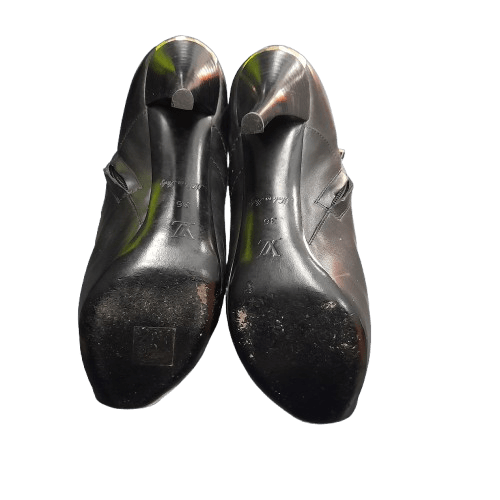 Louis Vuitton BL0141 M Black Leather Open-Toe Heels Size 36 (LN)