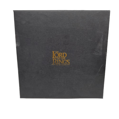 The Noble Collection The Lord of the Rings Chess Set (LN)