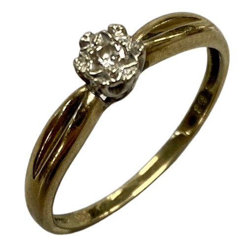 Ladies 9ct Yellow Gold Engagement Style Ring Size 7.5 1.4gms