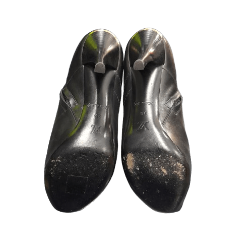Louis Vuitton BL0141 M Black Leather Open-Toe Heels Size 36 (LN)