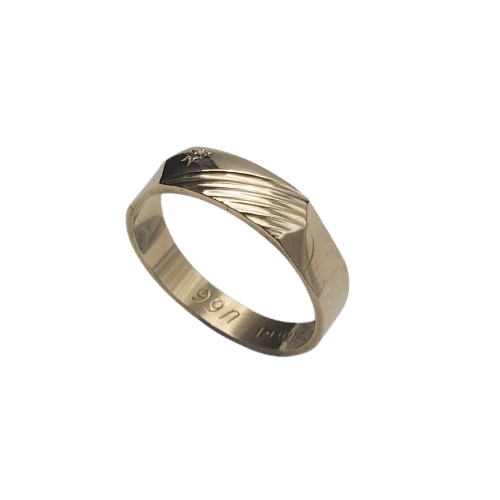 9ct Yellow Gold Men’s Signet Ring – 4.0g – Engraved Face with Geometric Design – Diamond Accent – Size U