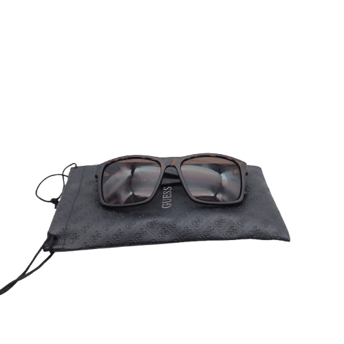 GUESS GF5049 Sunglasses Includes: Dust Cover