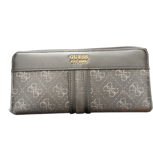 Ladies Guess Large Zip Wallet – Good Condition