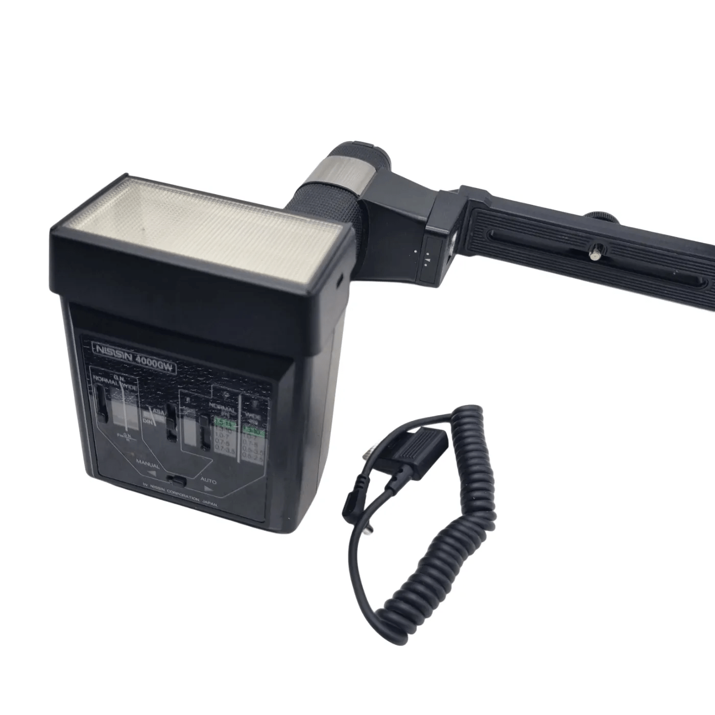 Nissin Flash 4000GW + Cord (WR 1354071)