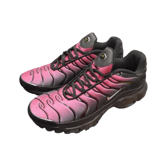 Nike Air Max Plus MENS Size: UK12 ‘Pink Black Gradient’ FJ5481-010 – (MR1347249)