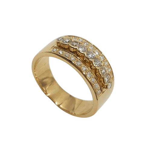 Unisex 18ct Yellow Gold 29 Stone Brilliant Cut Diamond Ring 0.87ct TDW V With Valuation