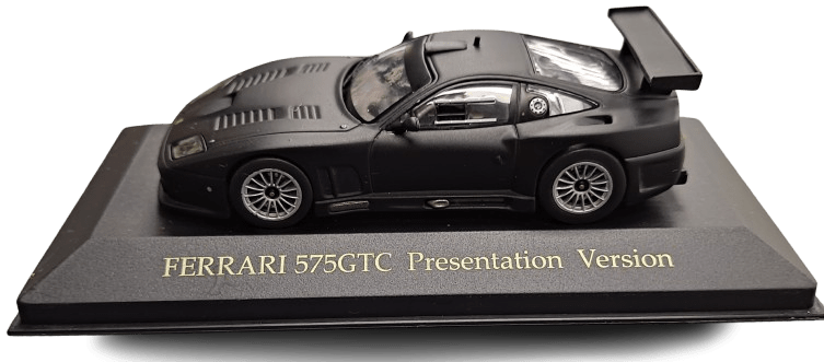 Ferrari 575GTC Presentation Version Collectable Model Car 1:64 Scale with Case