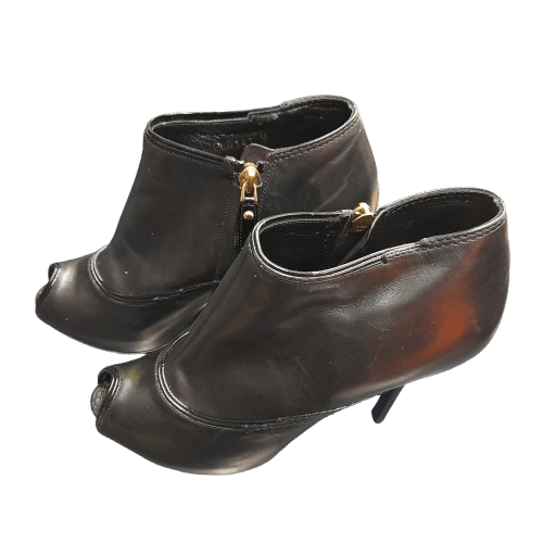 Louis Vuitton BL0141 M Black Leather Open-Toe Heels Size 36 (LN)