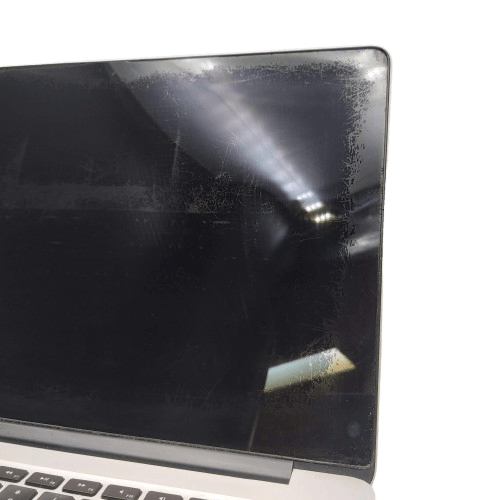 Apple MacBook Pro Silver 256GB 15-inch Mid 2015 With Case and Charger A1398