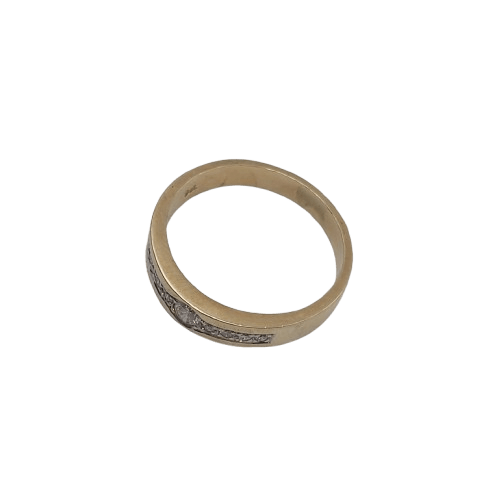 9ct Yellow Gold Round Ring – 3.6g – 1x 0.07ct & 6x 0.01ct Diamonds – White Gold Channel Setting – Size 58