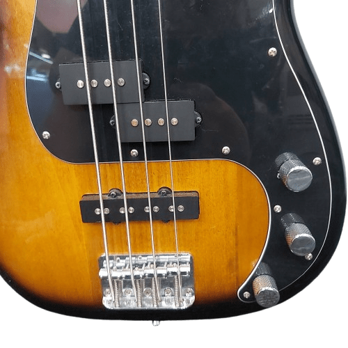 **LOCAL PICK UP ONLY** Squier P. Bass By Fender Affinity Series, Sunburst, Excellent Condition With Soft Carry Bag **LOCAL PICK UP ONLY**