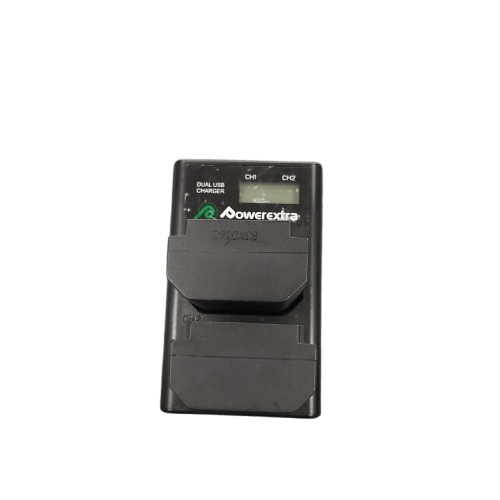 Powerextra Dual Channel Digital Battery Charger DS-FZ100 USB Powered, Excellent Condition, With 2x Replacement Batteries
