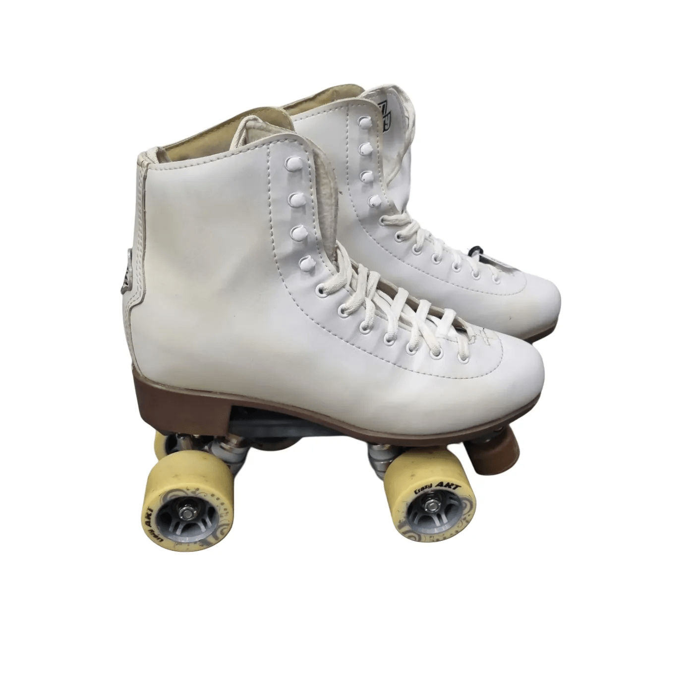 Crazy Roller Skates – Celebrity Art White  Size:US Women’s Size 10 With Case and Protective Pads (WR 1342405)