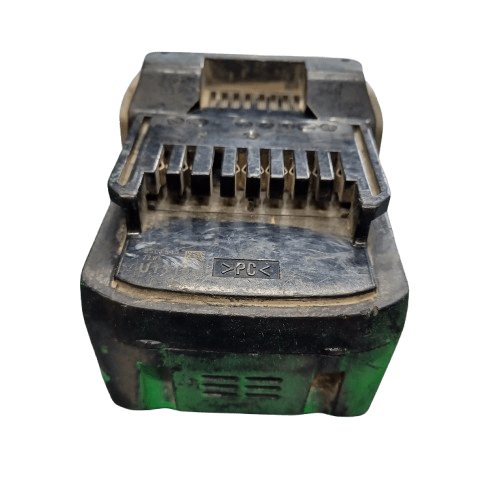 Hitachi 18v 4.0Ah Rechargeable Battery – Has Spray Paint All Over, Name Engraved On Side (LE 1350063)