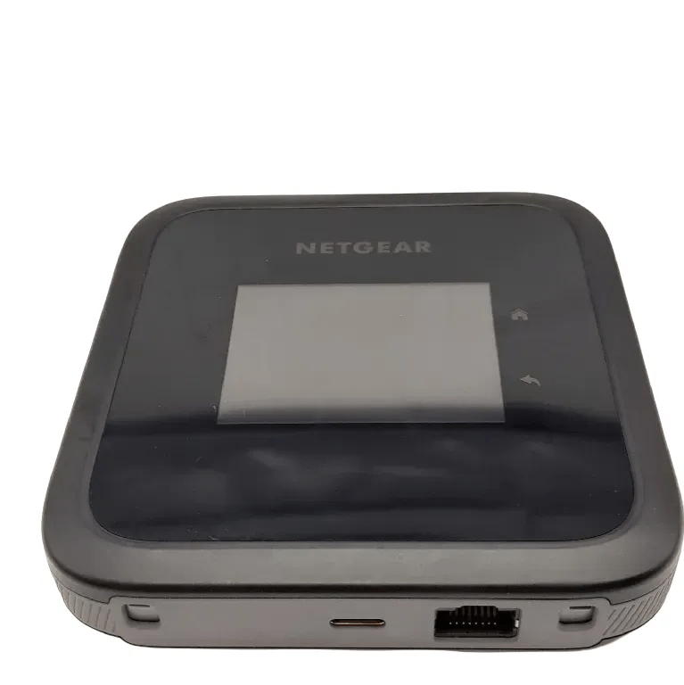 Netgear Nighthawk M6 5G WiFi 6 Mobile Router With 5G Sub-6 bands with Power and Pouch