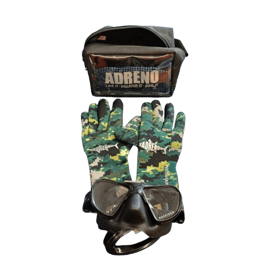 Adreno Diving Goggles and Gloves In Carry Case   (LE1343463)