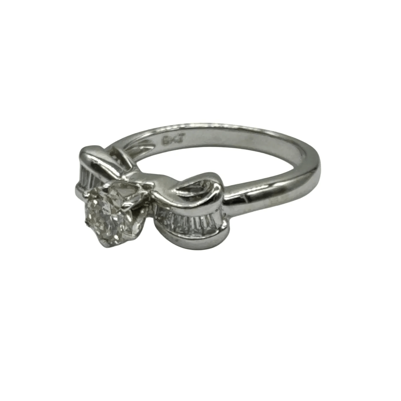 Ladies 19ct White Gold 11 Stone Diamond Bow Ring 0.60ct TDW M 6 1/2 With Valuation (WR 1259378)