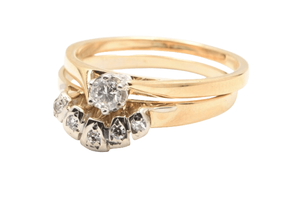 Ladies 18ct Yellow And White Gold 6 Stone Diamond Ring Set 3.17gms With Valuation Certificate Size 49,J (MR)