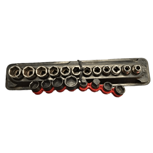 Snap-On Silver 20-Piece 3/8″ Drive 6-Point Metric Flank Drive Shallow Socket Set (Model 212FSMY)