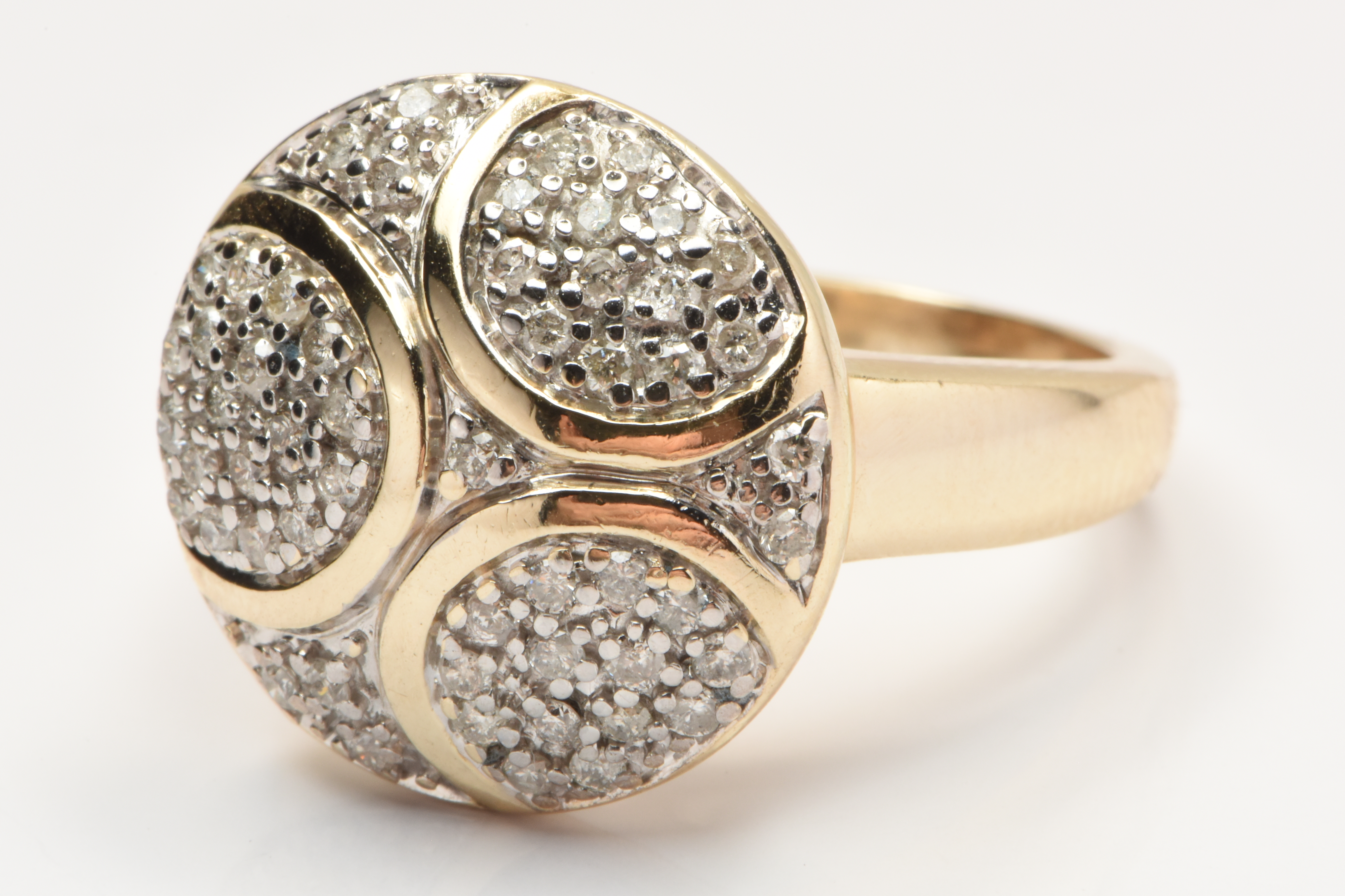 Ladies 9ct Yellow Gold Diamond Ring 8.71 Grams 54 Diamonds With Evaluation Size P